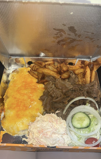 Photo of Munchies Eston - 136 High St, Eston, Middlesbrough TS6 9EN