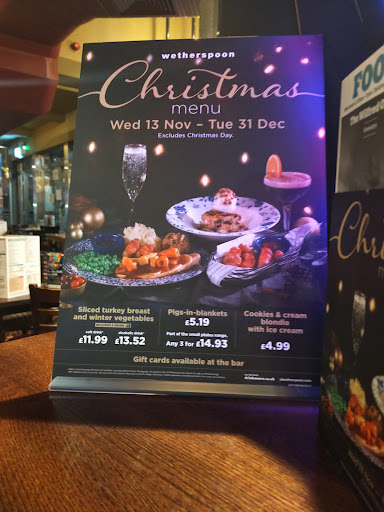 Photo of The Wilfred Owen - JD Wetherspoon - 17 Willow St, Oswestry SY11 1AF