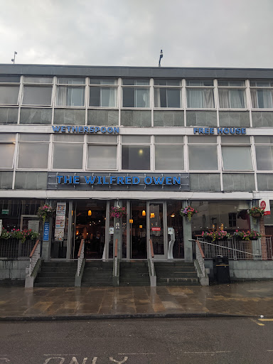 Photo of The Wilfred Owen - JD Wetherspoon - 17 Willow St, Oswestry SY11 1AF