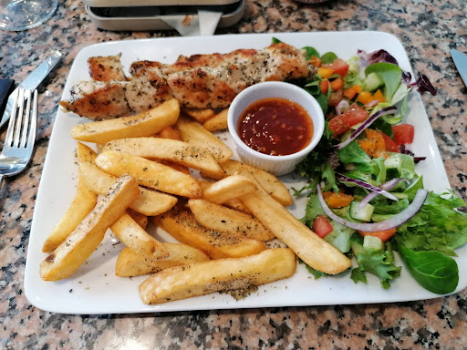 Photo of Thomas' Taverna - 1, Orchard Gate, 23 Market St, Otley LS21 3AF