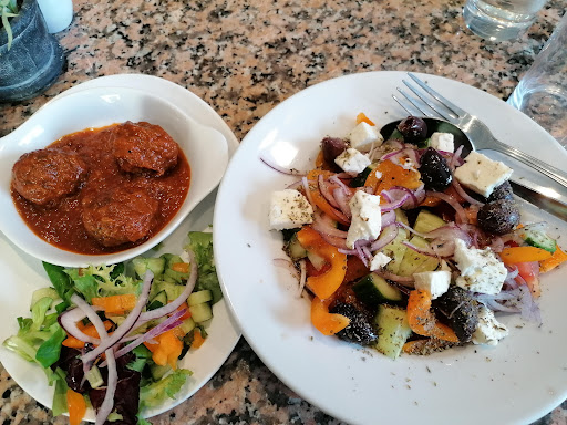 Photo of Thomas' Taverna - 1, Orchard Gate, 23 Market St, Otley LS21 3AF