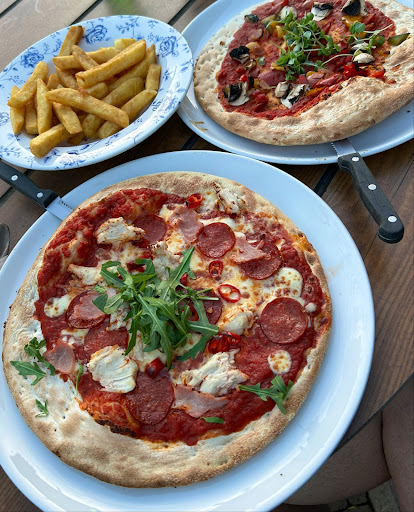 Photo of The Bowling Green - JD Wetherspoon - 18 Bondgate, Otley LS21 3AB