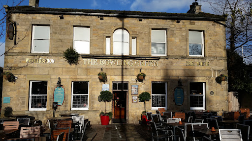 Photo of The Bowling Green - JD Wetherspoon - 18 Bondgate, Otley LS21 3AB