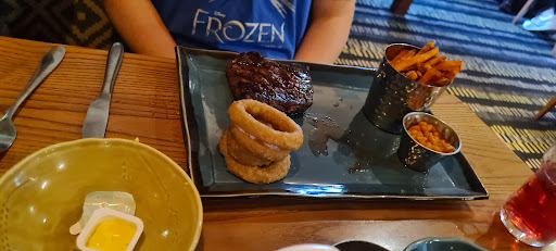 Photo of Harvester Broxden Manor Perth - 3 Broxden Ave, Perth PH2 0PX