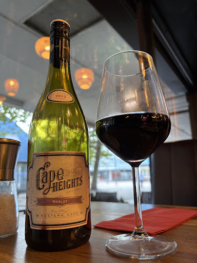 Photo of Deniz Restaurant - 59 Southernhay, Basildon SS14 1EU