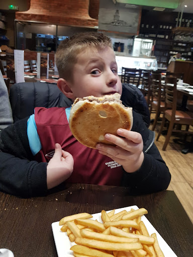 Photo of Deniz Restaurant - 59 Southernhay, Basildon SS14 1EU