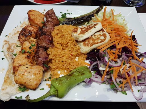 Photo of Deniz Restaurant - 59 Southernhay, Basildon SS14 1EU