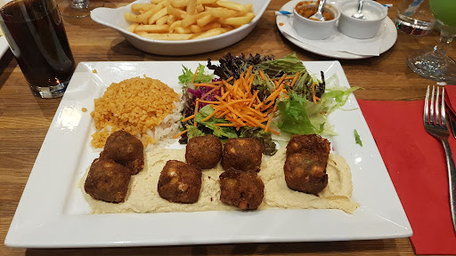 Photo of Deniz Restaurant - 59 Southernhay, Basildon SS14 1EU