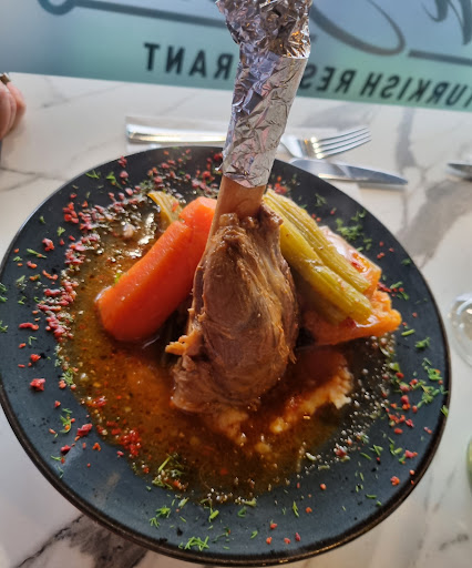 Photo of Zer shish - 17 Grover Walk, Corringham, Stanford-le-Hope SS17 7LP