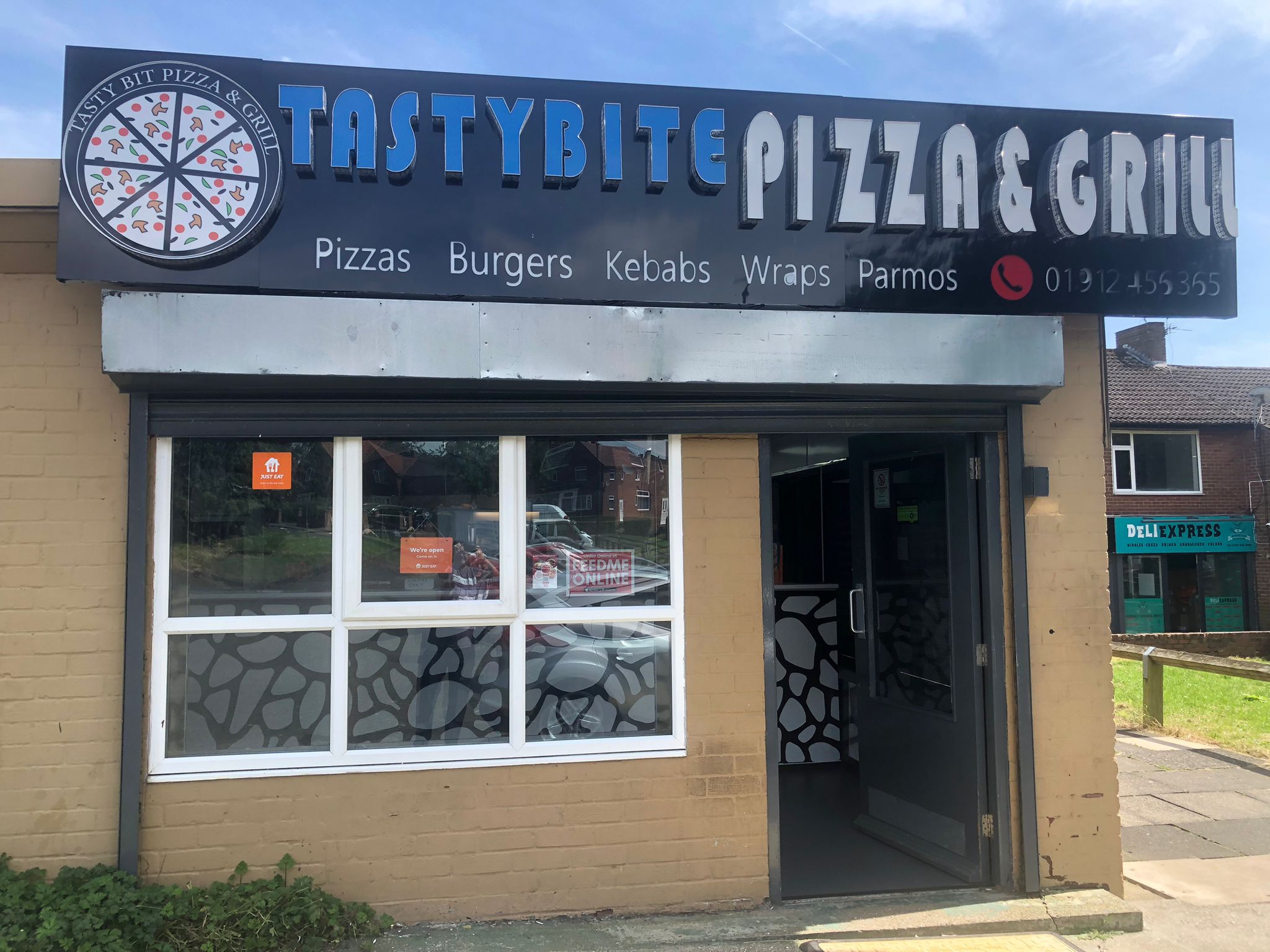 Photo of Tasty bite pizza & grill - 46 The Burnside, Newcastle upon Tyne NE5 5BS