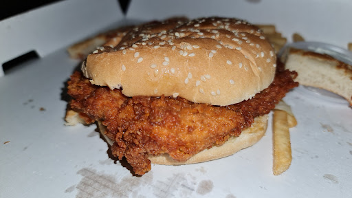 Photo of MR ZANAS FRIED CHICKEN Leeds Road - 963 Leeds Rd, Bradford BD3 8JB