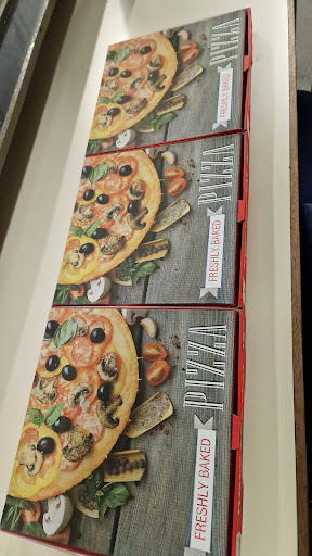 Photo of MR ZANAS FRIED CHICKEN Leeds Road - 963 Leeds Rd, Bradford BD3 8JB