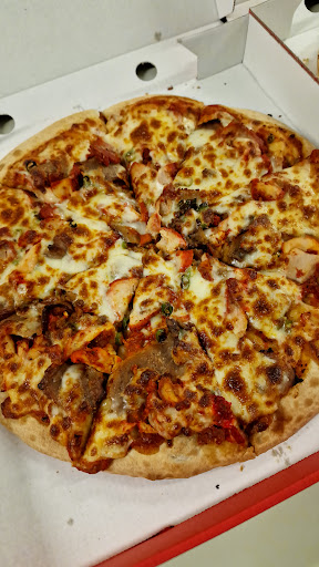 Photo of MR ZANAS FRIED CHICKEN Leeds Road - 963 Leeds Rd, Bradford BD3 8JB