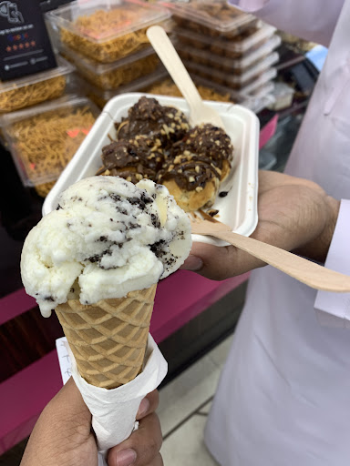 Photo of Shandaar Sweets & Ice Cream Bar - 1366 Leeds Rd, Bradford BD3 8ND