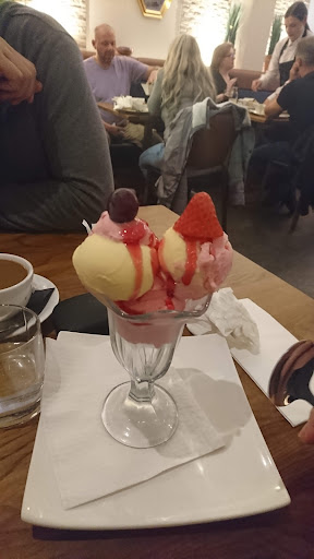 Photo of Galata Mezze™ - Sittingbourne - 3-9 Station St, Sittingbourne ME10 3DU