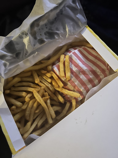 Photo of Zingers Rushden - 91 High St S, Rushden NN10 0RA