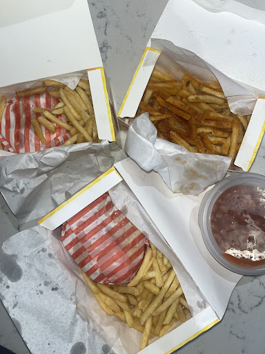 Photo of Zingers Rushden - 91 High St S, Rushden NN10 0RA