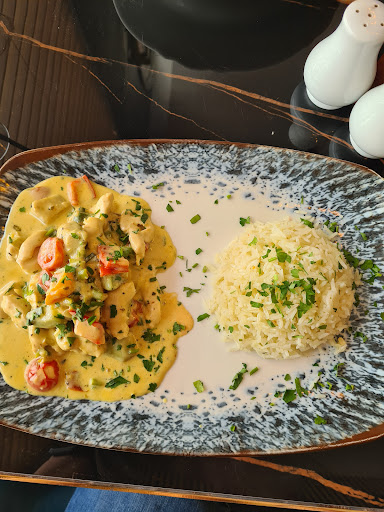 Photo of Vlora Restaurant and Cocktail Bar - 133 High St, Rushden NN10 0NX