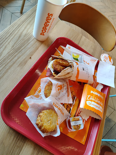 Photo of Popeyes Louisiana Chicken - Unit L4, Lakes Retail Park, Rushden NN10 6FH