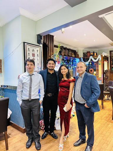 Photo of New Gurkha Kitchen - 75 High St, Reigate RH2 9AE