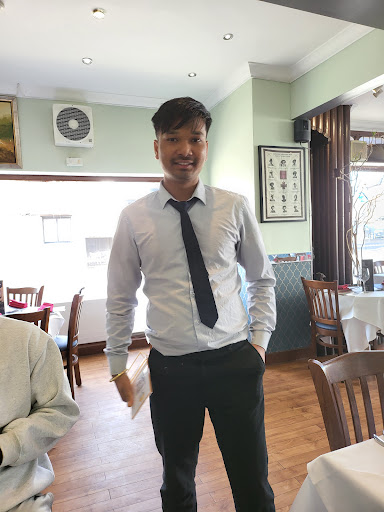 Photo of New Gurkha Kitchen - 75 High St, Reigate RH2 9AE