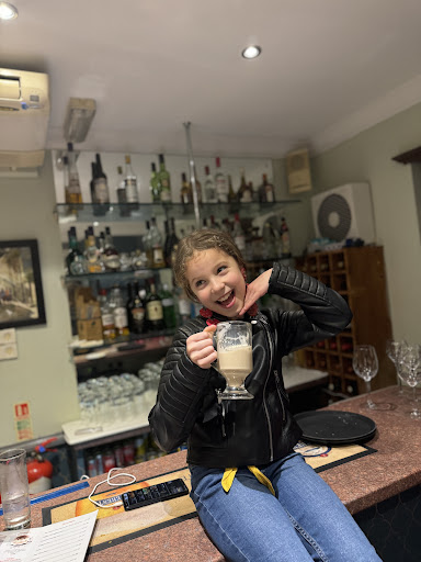 Photo of New Gurkha Kitchen - 75 High St, Reigate RH2 9AE