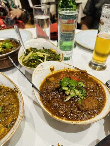 Photo of New Gurkha Kitchen - 75 High St, Reigate RH2 9AE