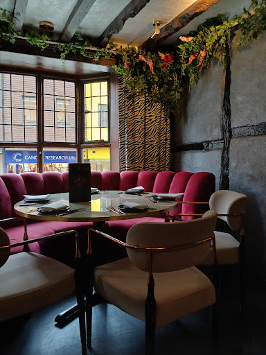 Photo of Yaprak Restaurant Reigate - 46- 50 High St, Reigate RH2 9AT