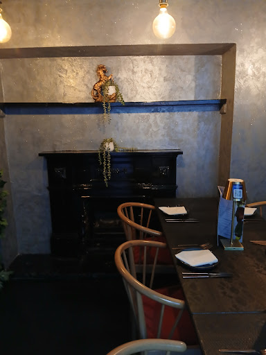 Photo of Yaprak Restaurant Reigate - 46- 50 High St, Reigate RH2 9AT