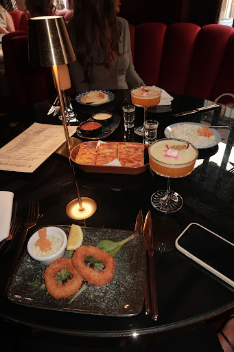 Photo of Yaprak Restaurant Reigate - 46- 50 High St, Reigate RH2 9AT