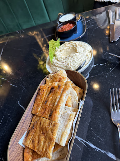 Photo of Yaprak Restaurant Reigate - 46- 50 High St, Reigate RH2 9AT