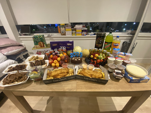 Photo of Supreme Fish & Kebab - 20 Station Rd, Redhill RH1 1PD