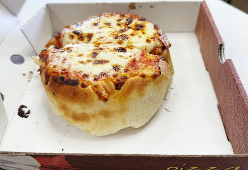 Photo of Harry's Cafe, Pizza & Kebab - 75 Towyn Rd, Towyn, Abergele LL22 9EN