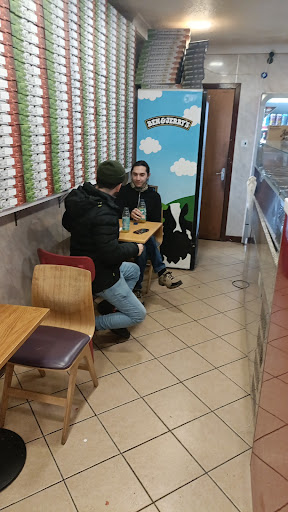 Photo of Istanbul Pizza & Kebab House - 10 Guildhall St, Dunfermline KY12 7NS