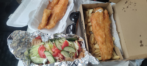 Photo of New St Fish Bar Greek gyros and kebabs burgers 🍔 - 1 New St, Halton, Runcorn WA7 5TU