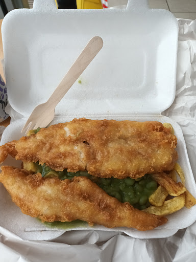 Photo of New St Fish Bar Greek gyros and kebabs burgers 🍔 - 1 New St, Halton, Runcorn WA7 5TU