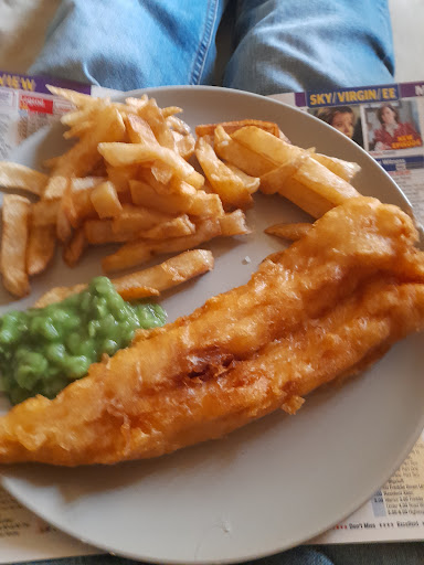 Photo of New St Fish Bar Greek gyros and kebabs burgers 🍔 - 1 New St, Halton, Runcorn WA7 5TU