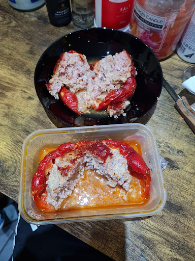 Photo of Queen's Fast Food - Woodwards Rd, Walsall WS2 9SL