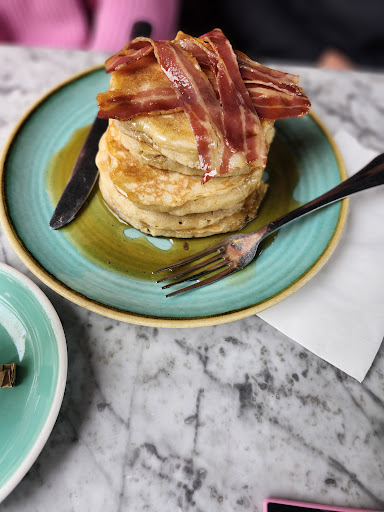 Photo of Bill's Rushden Lakes - Lakes Shopping Centre, The Boardwalk, Rushden NN10 6FA