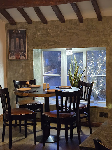 Photo of Noria Restaurant - 2 Goose Grn, Altrincham WA14 1DW