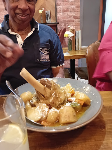 Photo of Pitta Fan Leeds - 641 Roundhay Rd, Roundhay, Leeds LS8 4BA