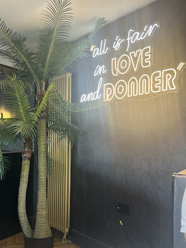 Photo of Shimlas Leeds - 293 Roundhay Rd, Harehills, Leeds LS8 4HS