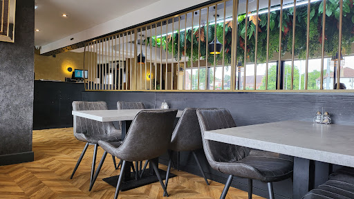 Photo of Shimlas Leeds - 293 Roundhay Rd, Harehills, Leeds LS8 4HS