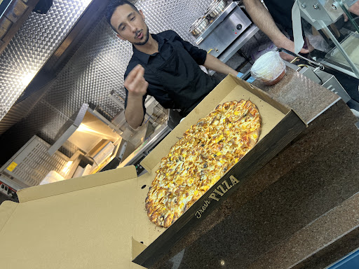 Photo of Friends Restaurant Oldham - 196 Ashton Rd, Oldham OL8 1QT