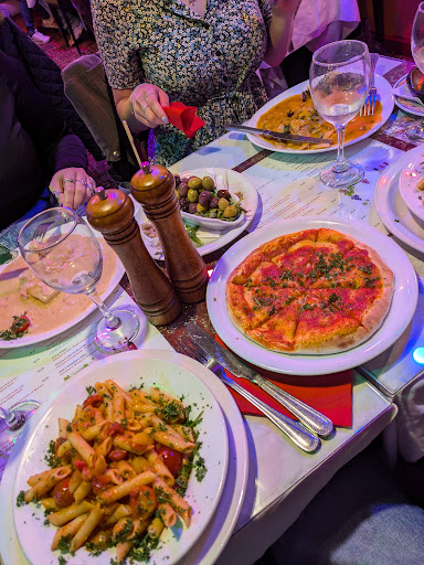 Photo of Papa Ciccio's Restaurant - 10-12 Sandygate Rd, Sheffield S10 5NH