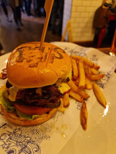 Photo of The Head of Steam Sheffield - 103-107 Norfolk St, Sheffield City Centre, Sheffield S1 2JE