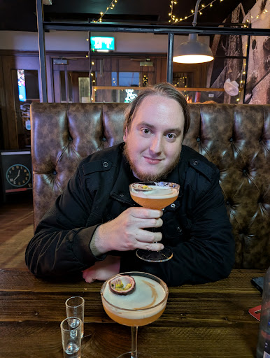 Photo of The Head of Steam Sheffield - 103-107 Norfolk St, Sheffield City Centre, Sheffield S1 2JE