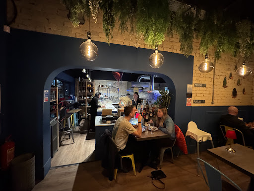 Photo of Paesani - 257-259 Crookes, Sheffield S10 1TF