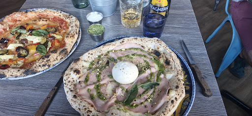 Photo of Paesani - 257-259 Crookes, Sheffield S10 1TF