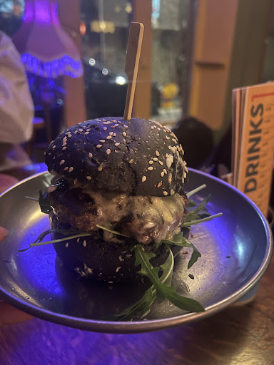 Photo of Hummingbird - 1 Abbey Rd, Sherborne DT9 3LE